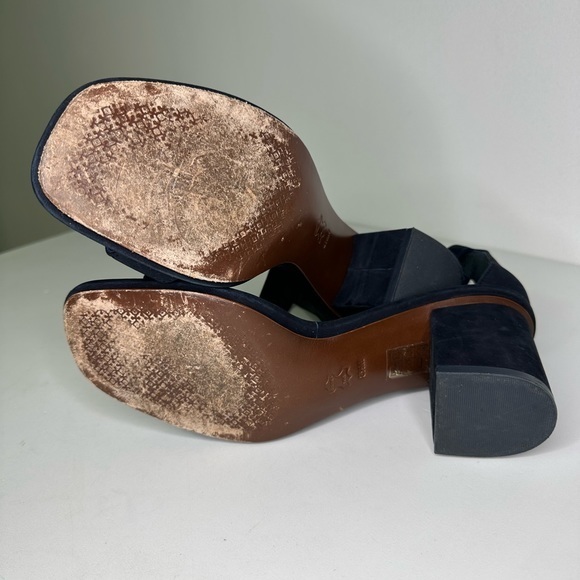 Tory Burch Gabrielle Suede Block Heel Sandal Royal Navy 8 1/2 - Picture 9 of 11